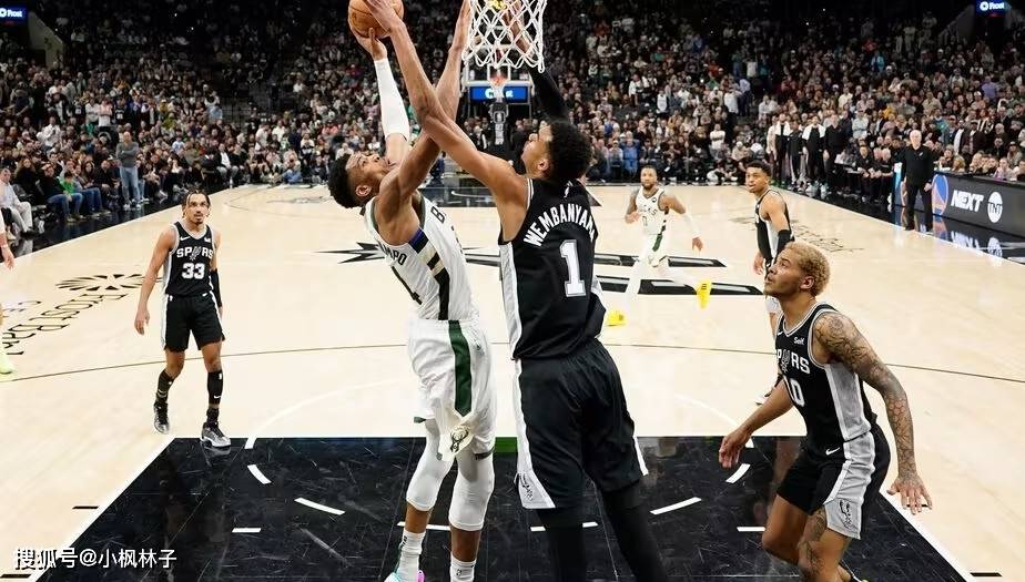 雄鹿终结篮网连胜，字母哥砍下+