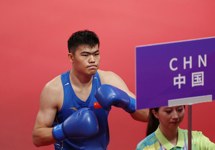 包含拳击队备战亚运会，选手状态走向佳端瞄准金牌的词条