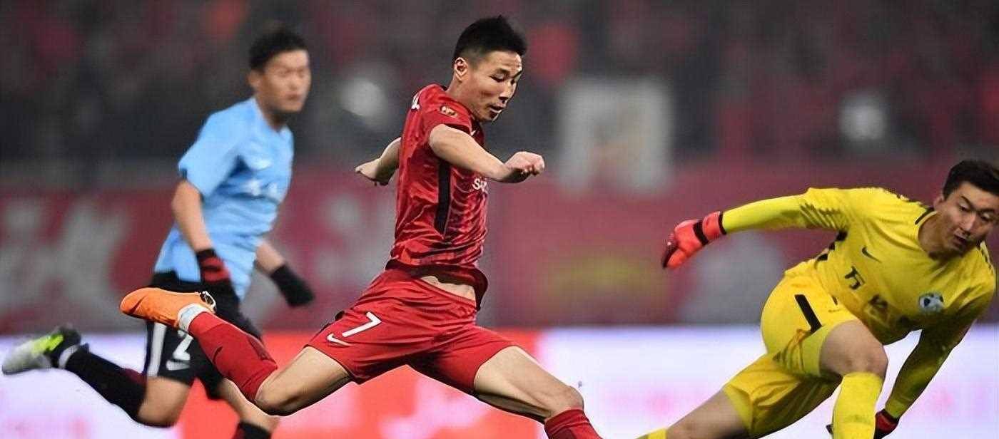 武磊错失单刀球，AC米兰门将神勇扑救成最大功臣！的简单介绍